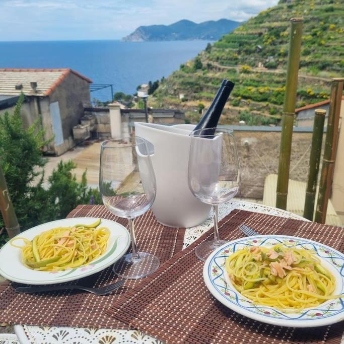 Sunset Manarola Apartment ภายนอก รูปภาพ