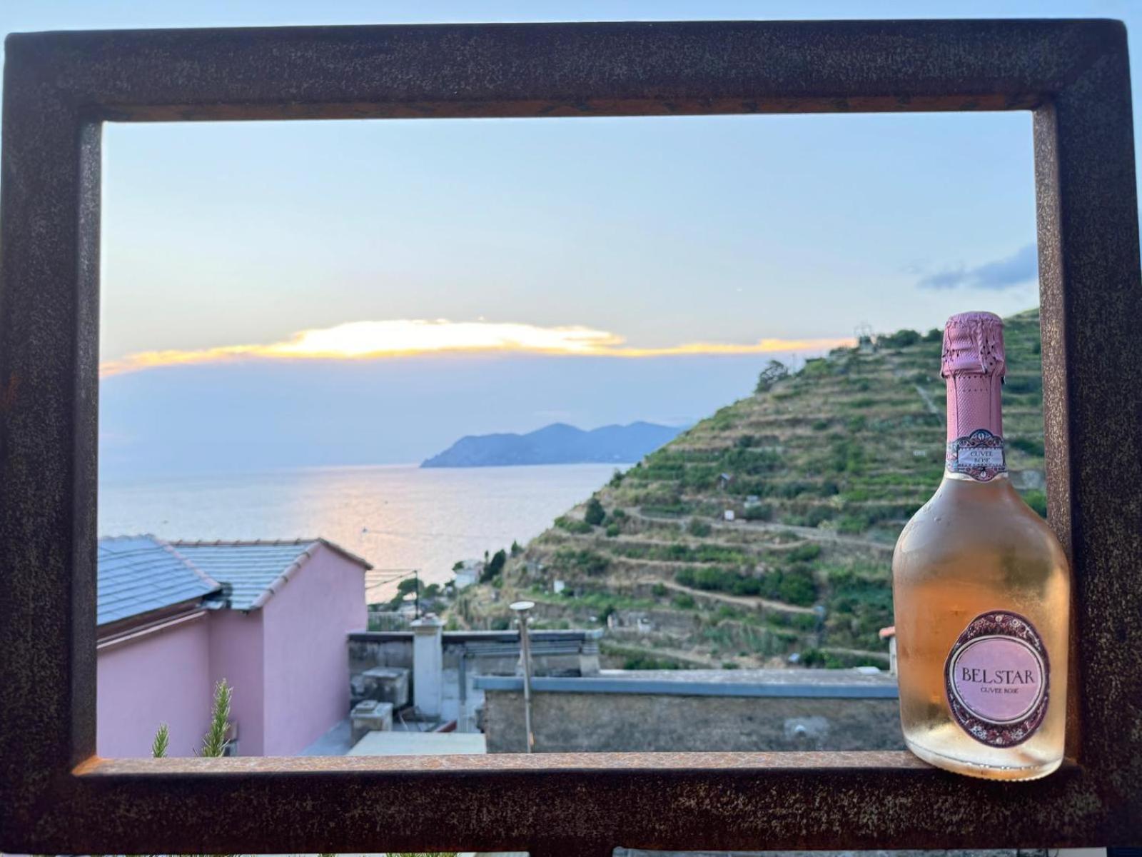 Sunset Manarola Apartment ภายนอก รูปภาพ